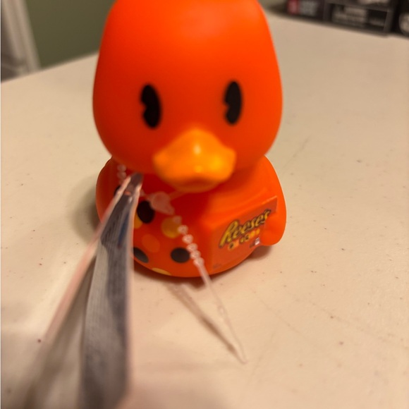 Reese's Orange Rubber Duck. New - Picture 3 of 3